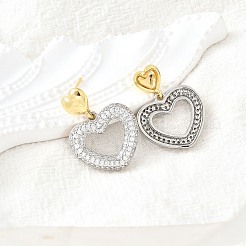 Серьги-гвоздики из латуни в форме сердца EJEW-V011-05PG