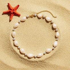 Boho-Sommerurlaub am Strand: Halsketten aus natürlichen Kaurimuscheln und Kunstperlen&nbsp;HB1516