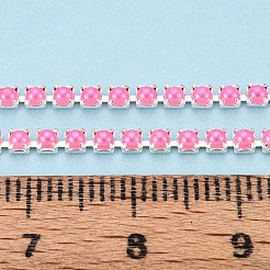 アイアンチェーン  アブソリュートプラスチック模造パール  スプールで  銀  ショッキングピンク  2.5x2x2mm  約10ヤード/ロール&nbsp;CH-N005-03C