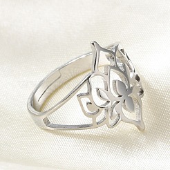 Не тускнеющее кольцо из нержавеющей стали 304 с полым цветком&nbsp;LS-RJEW-T027-03P