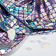 Fingerinspire tessuto a squame di sirena 100x150 cm scintillante viola ologramma spandex tessuto a squame di pesce affascinante illusione tessuto glitter di colore sirena stampato tessuto a squame di pesce per vestiti cucito artigianale DIY-WH0304-478-5