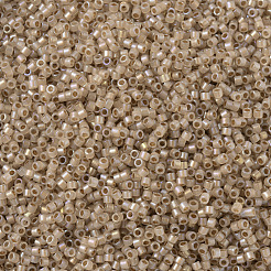 MIYUKIデリカビーズ  シリンダー  日本製シードビーズ  11/0  （db1731)ベージュ裏地オパールab  1.3x1.6mm  穴：0.8mm  約2000PCS /ボトル  10 G /ボトル&nbsp;SEED-JP0008-DB1731