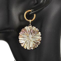 天然パウア貝を使用した202ステンレススチール製ダングルハギーフープピアス（女性用）  花  ゴールドカラー  56~57x34mm&nbsp;EJEW-JE07439-02