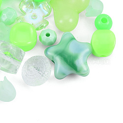 Perles acryliques opaques et transparentes, formes mixtes, vert clair, 7.5~33x7.5~43.5x4.5~16mm, Trou: 1.2~4mm, environ 470 pcs/500 g