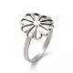 201 ステンレス製の花の指輪  女性のための中空ワイドリング  ステンレス鋼色  usサイズ6 1/2(16.9mm) RJEW-J051-30P-1